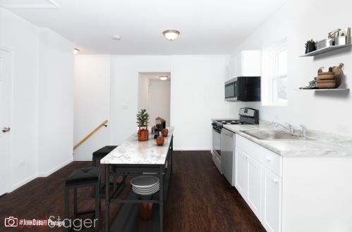 9253 Wentworth Ave, Chicago IL  60620-1425 exterior