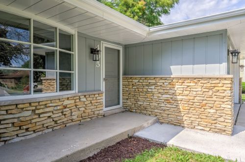 405 Apollo Dr, Joliet, IL 60435-5330