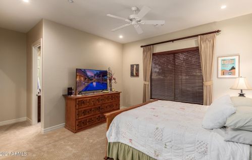 25401 45th Dr, Phoenix AZ  85083-2243 exterior