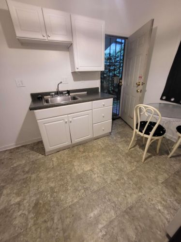 799 Coleman St, Atlanta GA 30310-2104 exterior