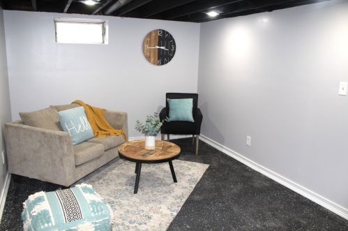 5739 71st St, Milwaukee WI  53218-2214 exterior