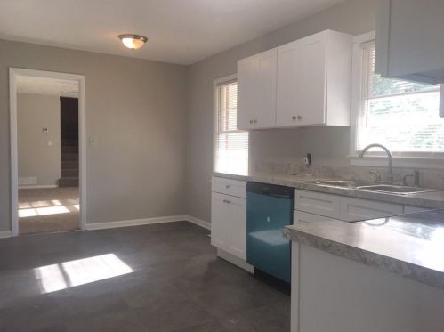 3032 Scenic Hwy, Lithonia GA  30039-4614 exterior