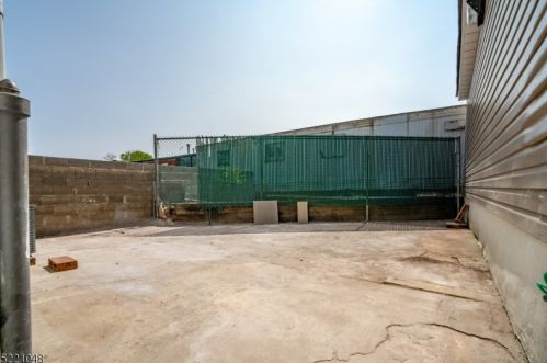 1277 Baker St, Industrial Hillside NJ 07205-2627 exterior