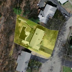 51 Bencliffe Cir, Newton MA 02466-1101 aerial view