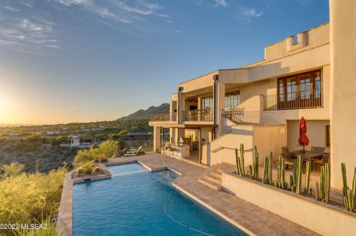 6941 Finger Rock Pl, Tucson AZ  85718-1401 exterior