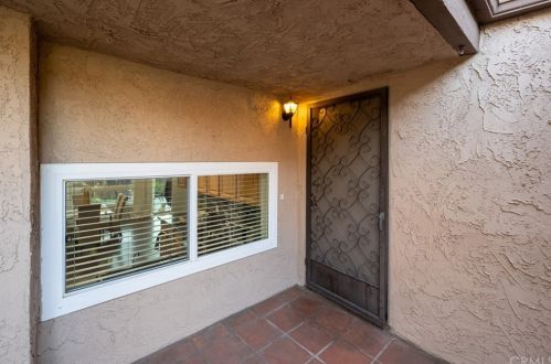 2514 Monterey Pl, Fullerton CA 92833-2031 exterior