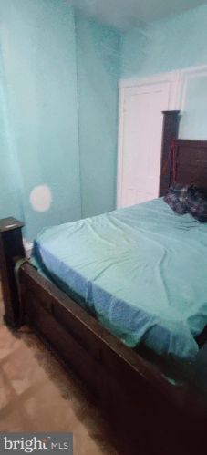 825 Broad St, Trenton NJ 08610-6235 exterior