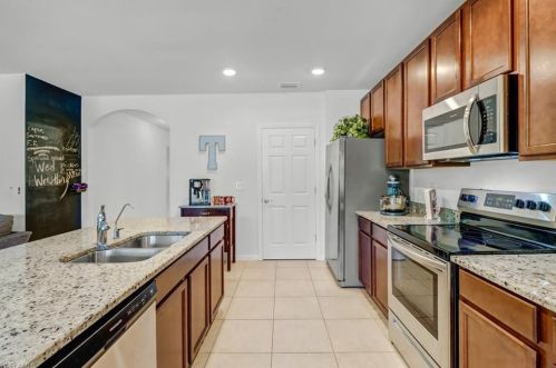 3575 20 Ave, Naples FL 34120-2377 exterior