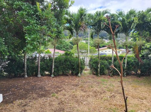 2401 Kula Kolea Dr, Honolulu HI 96819-2825 exterior