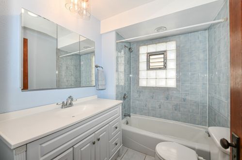 600 51st St, Milwaukee WI  53208-3642 exterior