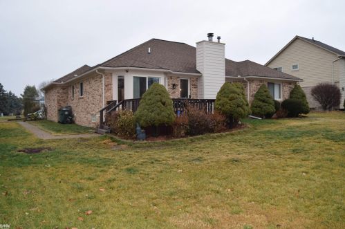 34100 Blaire Ave, New Baltimore MI  48047-3128 exterior