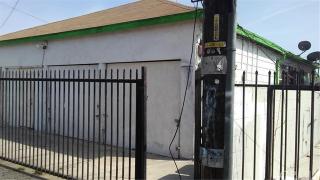 737 77th St, Los Angeles CA  90001-2814 exterior