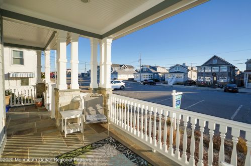 11 Philadelphia Ave, Lavallette NJ 08735-2345 exterior