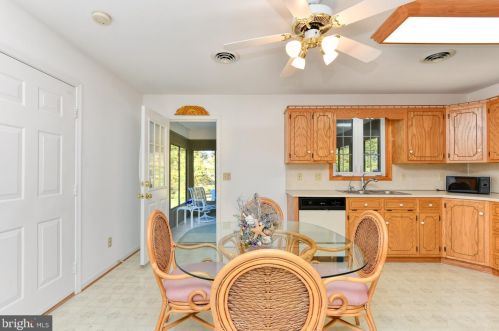 18247 Oak Ln, Lewes DE 19958 exterior