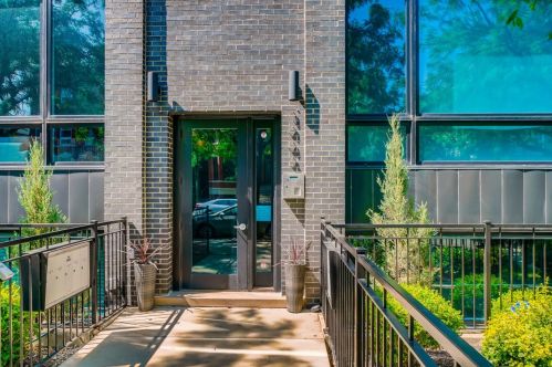 1446 Cortez St, Chicago IL  60642-3901 exterior