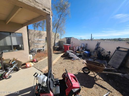 4885 Acacia Ln, Tucson AZ exterior