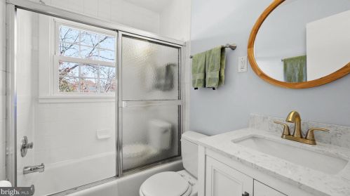 5610 Buckingham Palace Ct, Alexandria VA 22315-4120 exterior