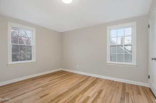 2113 Norman Ave, Meskegon MI  49441-3461 exterior