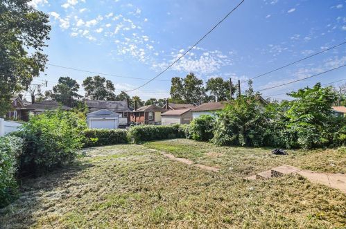 5536 Emerson Ave, Saint Louis MO 63120-2240 exterior