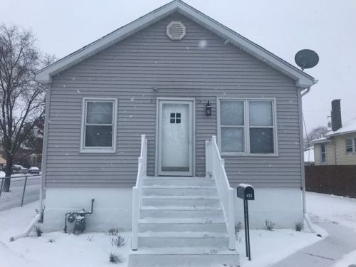 420 Ward Ave, Joliet, IL 60432-1608