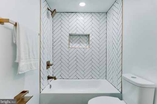 4207 Eads St, Washington DC 20019-3440 exterior