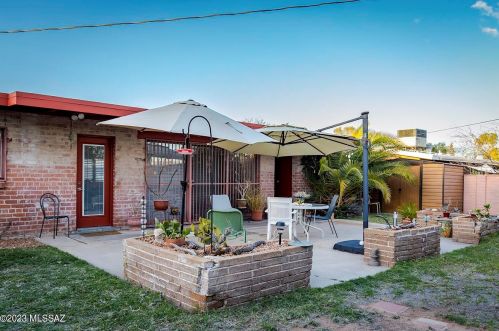 4442 7 St, Tucson AZ 85719-5410 exterior