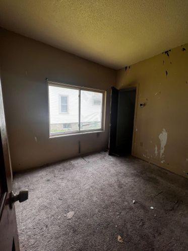 357 Erickson St, Meskegon MI 49442-1109 exterior