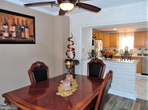 2449 Camac St, Philadelphia PA 19148-4311 exterior