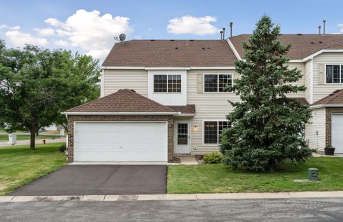 15785 Flackwood Trl, Saint Paul, MN 55124-5873