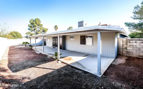 2560 Vereda De Gente, Tucson AZ  85746-8022 exterior