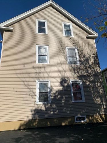 146 Cleveland St, Providence RI 02904-3525 exterior