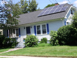 48 Wade St, Newton, MA 02461-1723