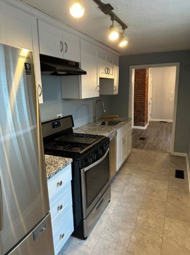 1313 Lowrie St, Pittsburgh PA  15212-4325 exterior