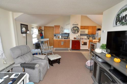 45 Albert St, Torrington CT 06790-6401 exterior