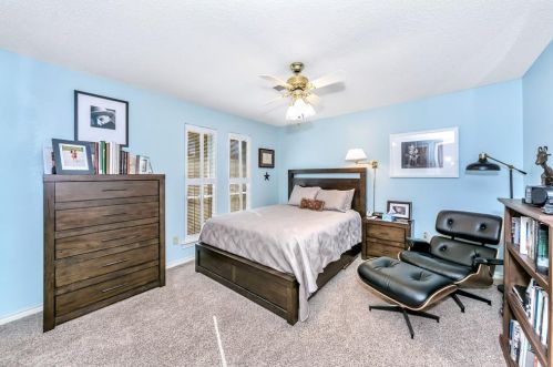 1909 Grn Oaks Dr, Irving TX 75061-2138 exterior