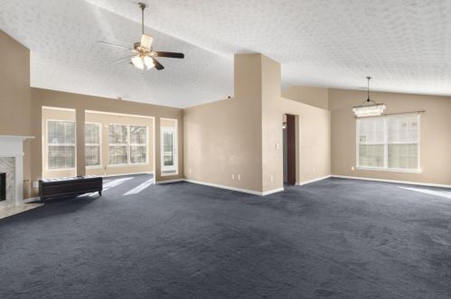 2725 Hillvale Cv Dr, Lithonia GA 30058-1856 exterior