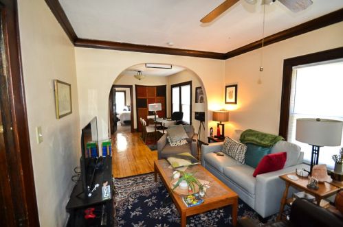 315 71st St, Milwaukee, WI 53214-1660