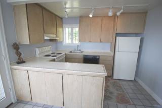 10023 51st Ave, Seattle WA  98146-1047 exterior