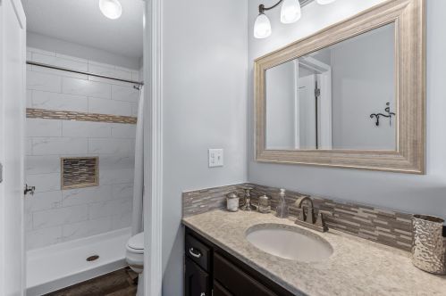 2219 Heath Ave, Saint Paul MN 55128-5001 exterior