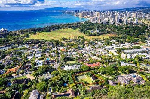 3115 Noela Dr, Honolulu HI 96815-4514 exterior