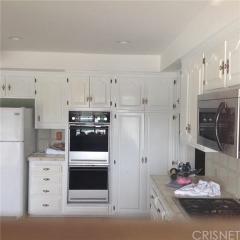 4300 Gayle Dr, Los Angeles CA  91356-5016 exterior