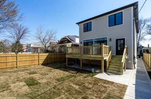 5520 Luna Ave, Chicago IL  60630-1312 exterior