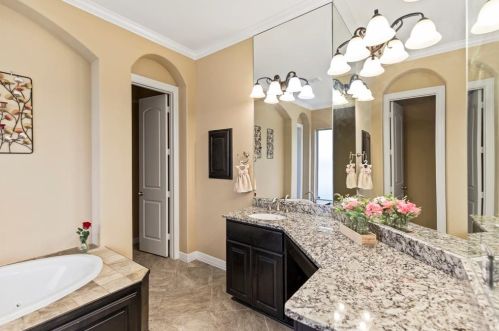 13815 Cole Pt Dr, Humble TX 77396-1108 exterior