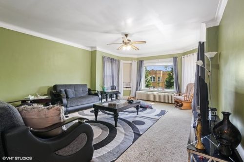 6710 Artesian Ave, Chicago IL 60645-5301 exterior