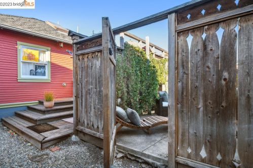 1231 Channing Way, Berkeley CA 94703-1616 exterior