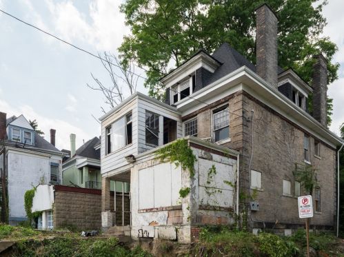 211 Lexington St, Pittsburgh PA  15208-2518 exterior