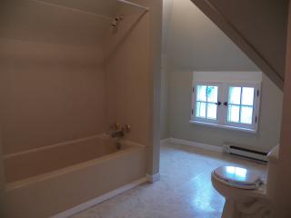 2623 1st Ave, Cedar Rapids IA  52402-4944 exterior