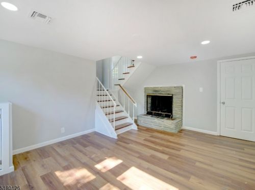 2215 Newark Ave, Scotch Plains NJ  07076-4672 exterior