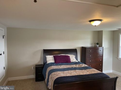 998 Plunkert Rd, Littlestown PA 17340-9643 exterior