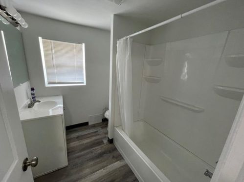 484 Randolph St, Meadville PA 16335-2225 exterior